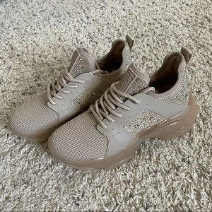 Steve Madden Sneakers
